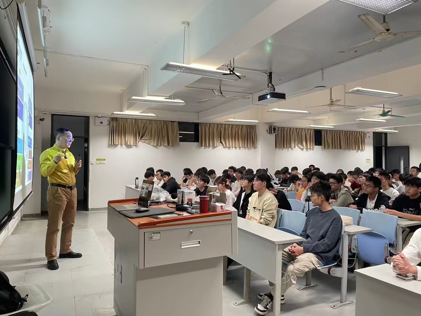 求职干货—BB贝博科技CEO章慧谈“企业对工程师的素质要求”——2024.3.25